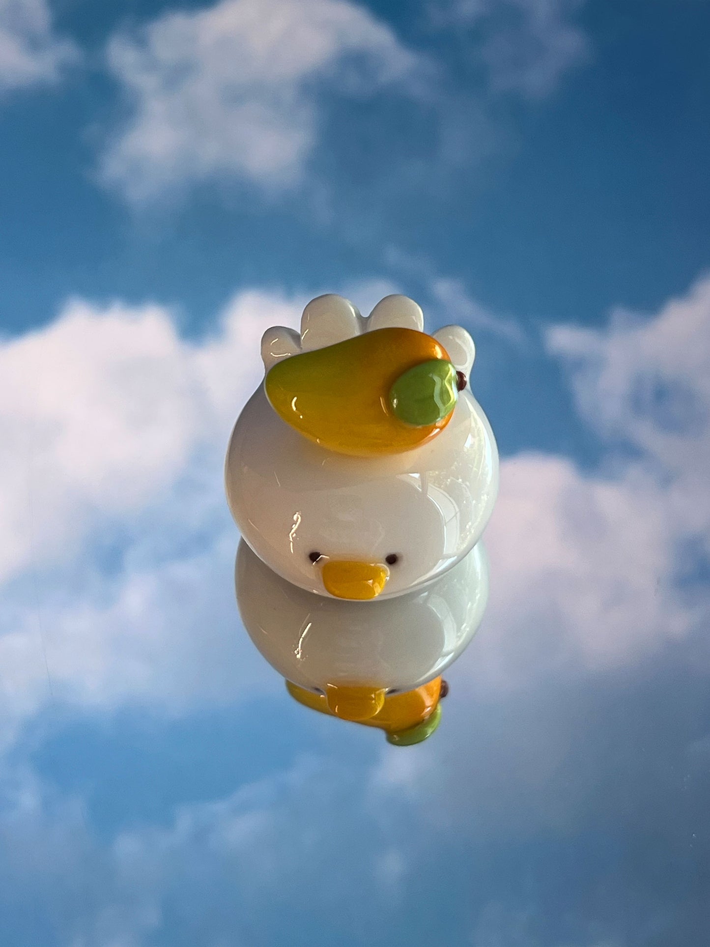 mango duck 🥭 desk friend