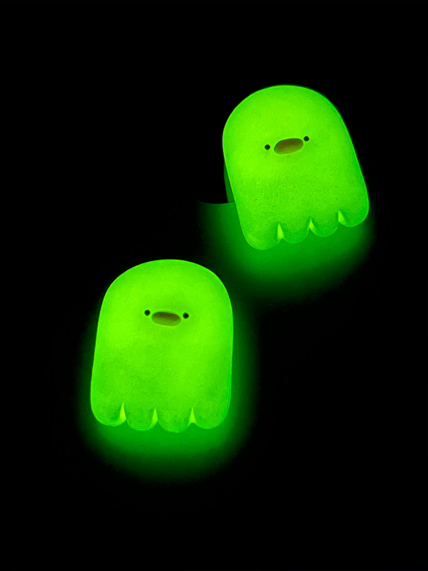 ghost duck 🪿👻 magnet