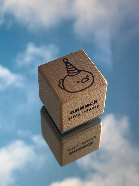 party hat duck 🎉 timbro