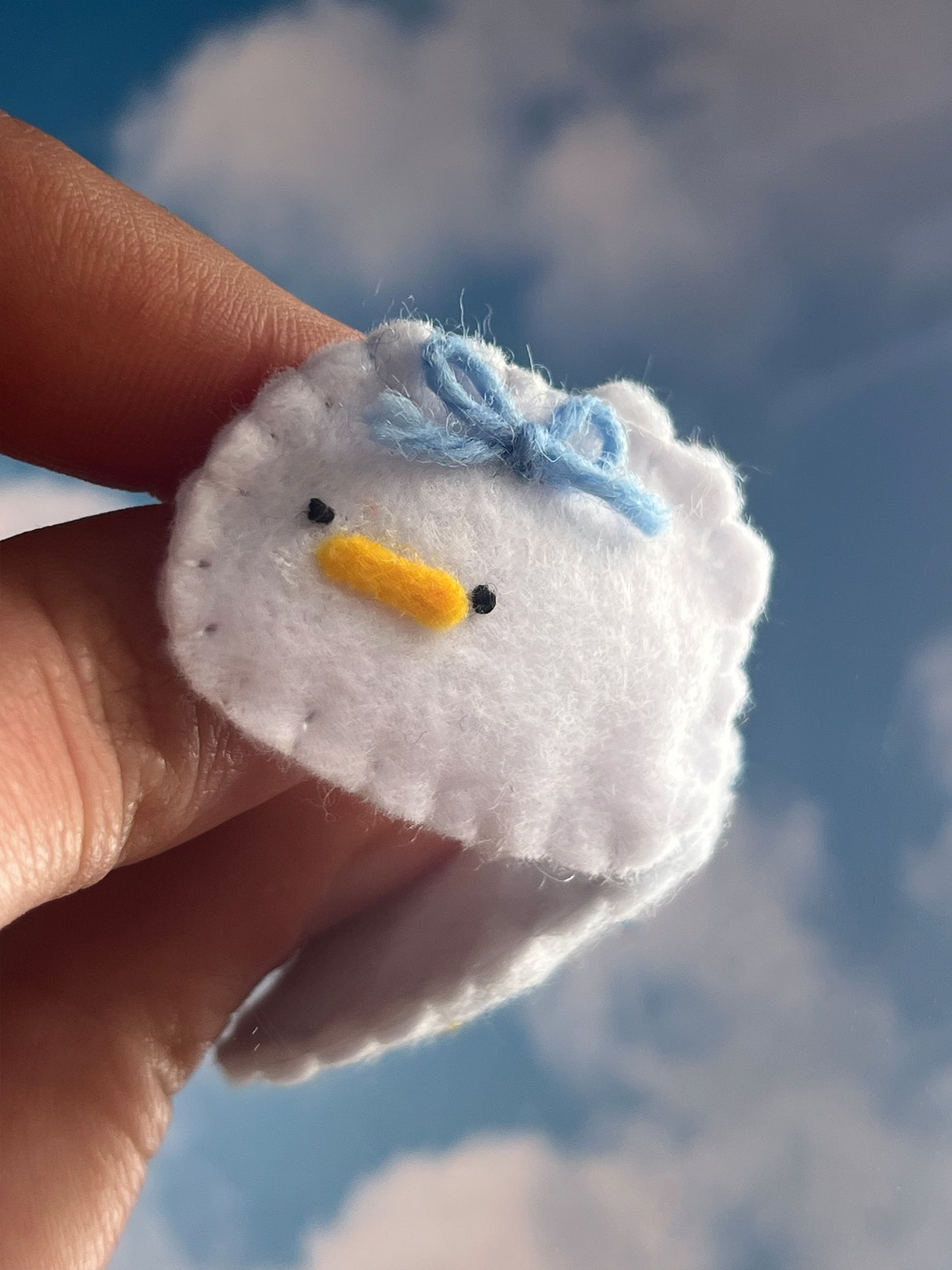 coquette duck 🎀 spilla