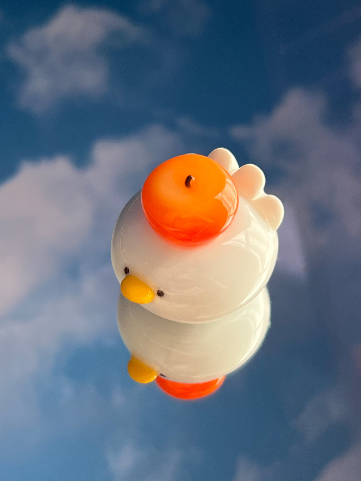 apple duck 🍎 desk friend