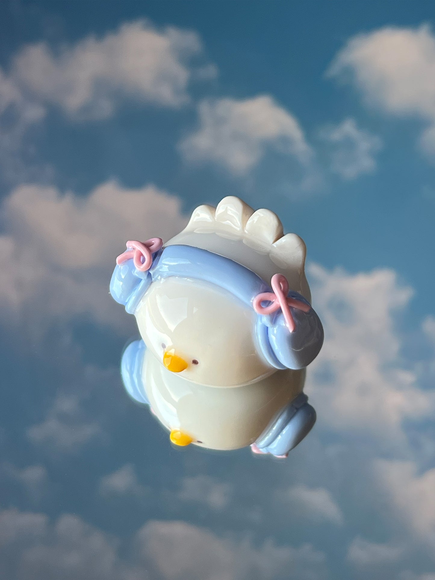 coquette headphones duck 🎧🎀 desk friend