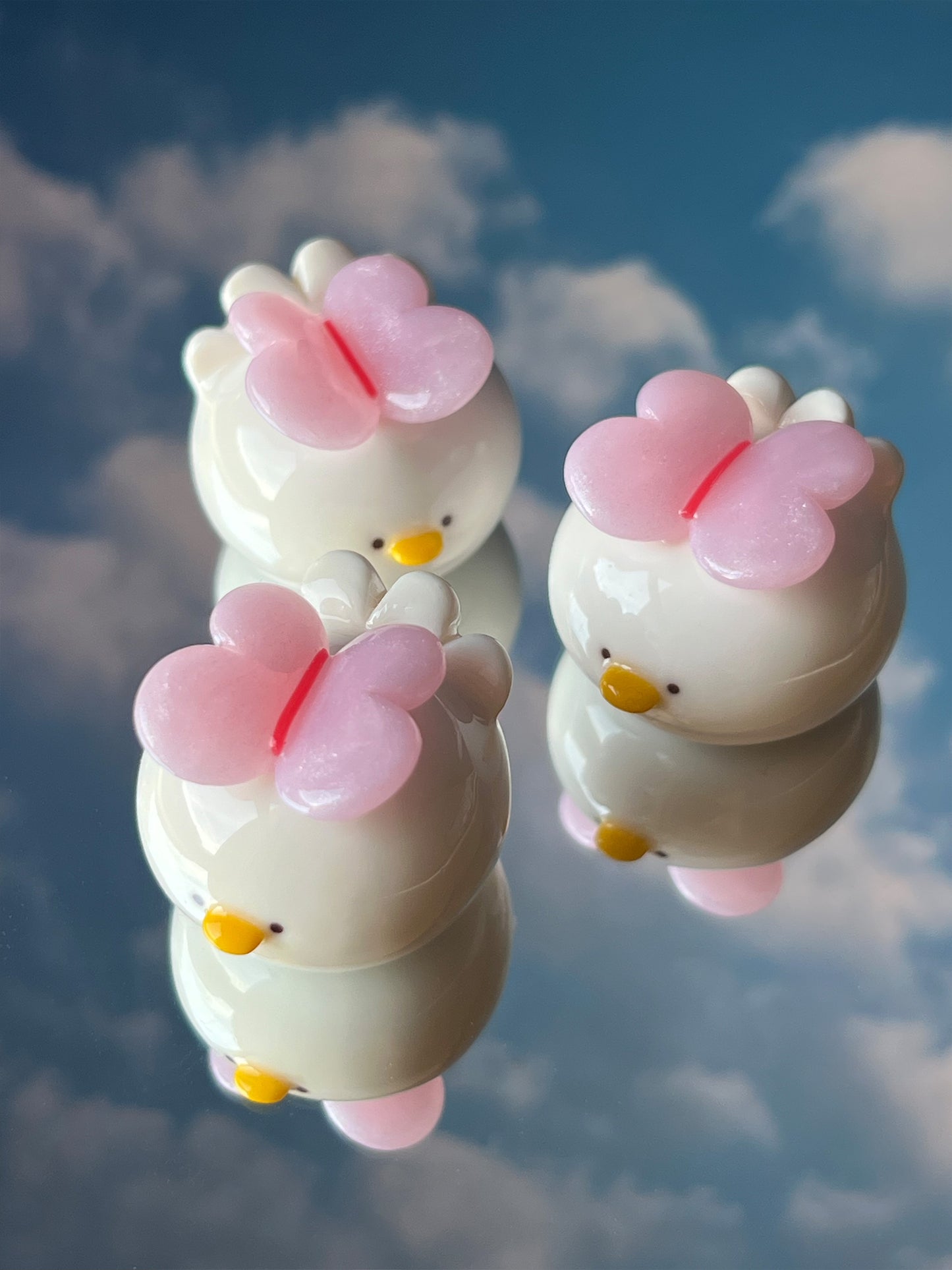 she was a fairy duck 🧚 desk friend