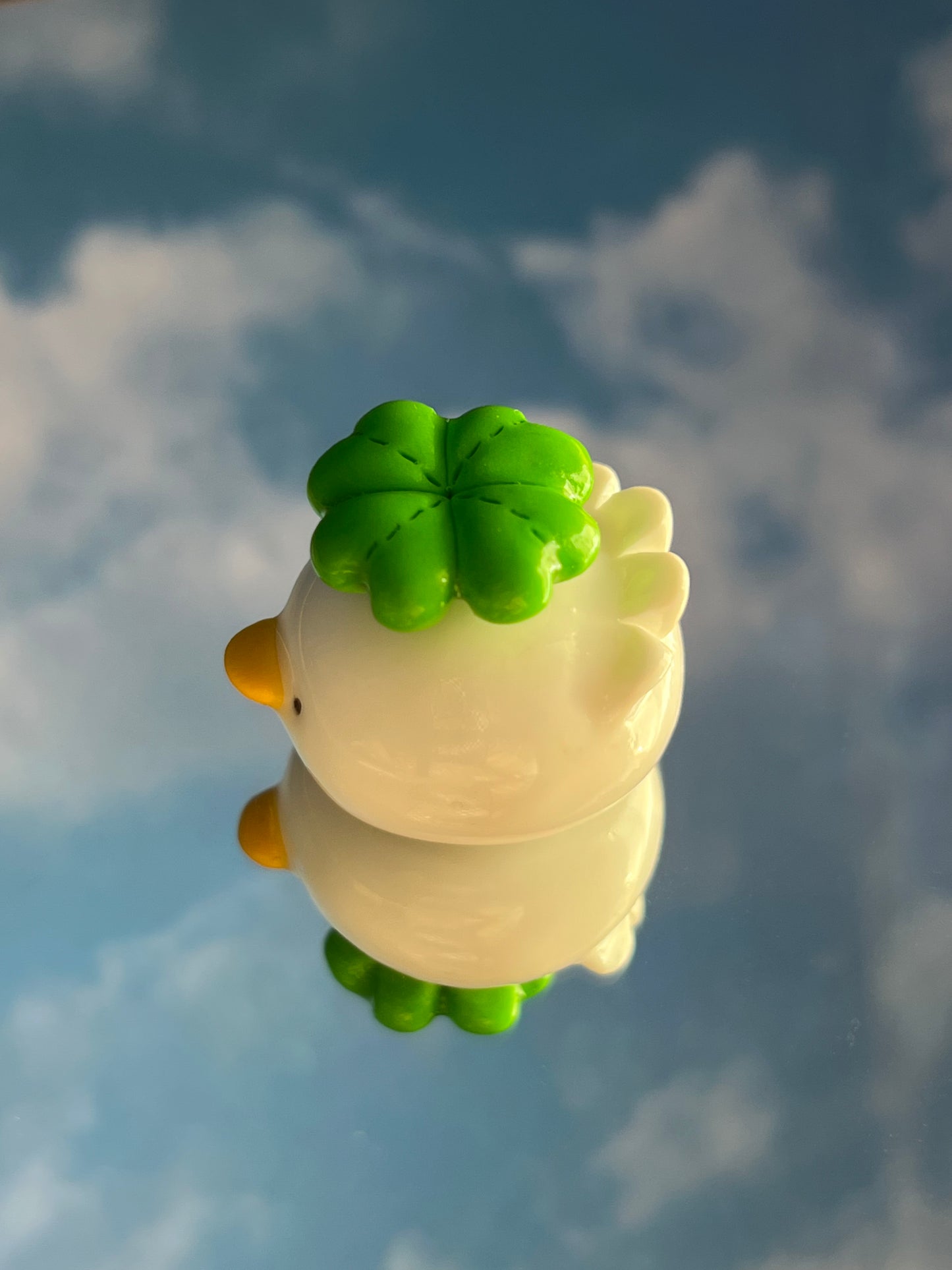 PREORDER - four-leaf clover duck desk friend 🍀