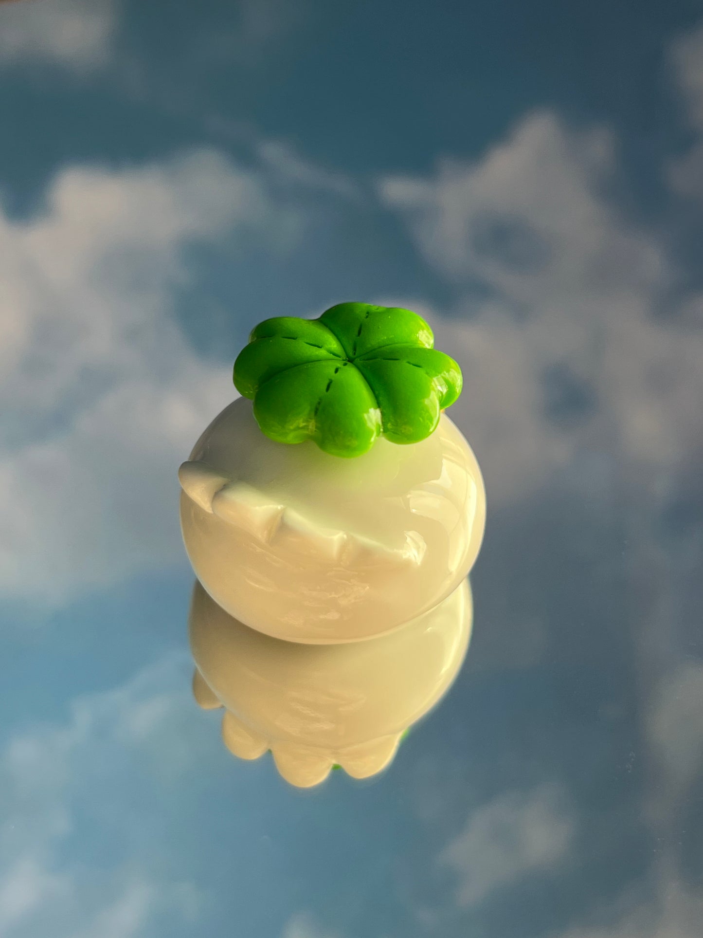 PREORDER - four-leaf clover duck desk friend 🍀