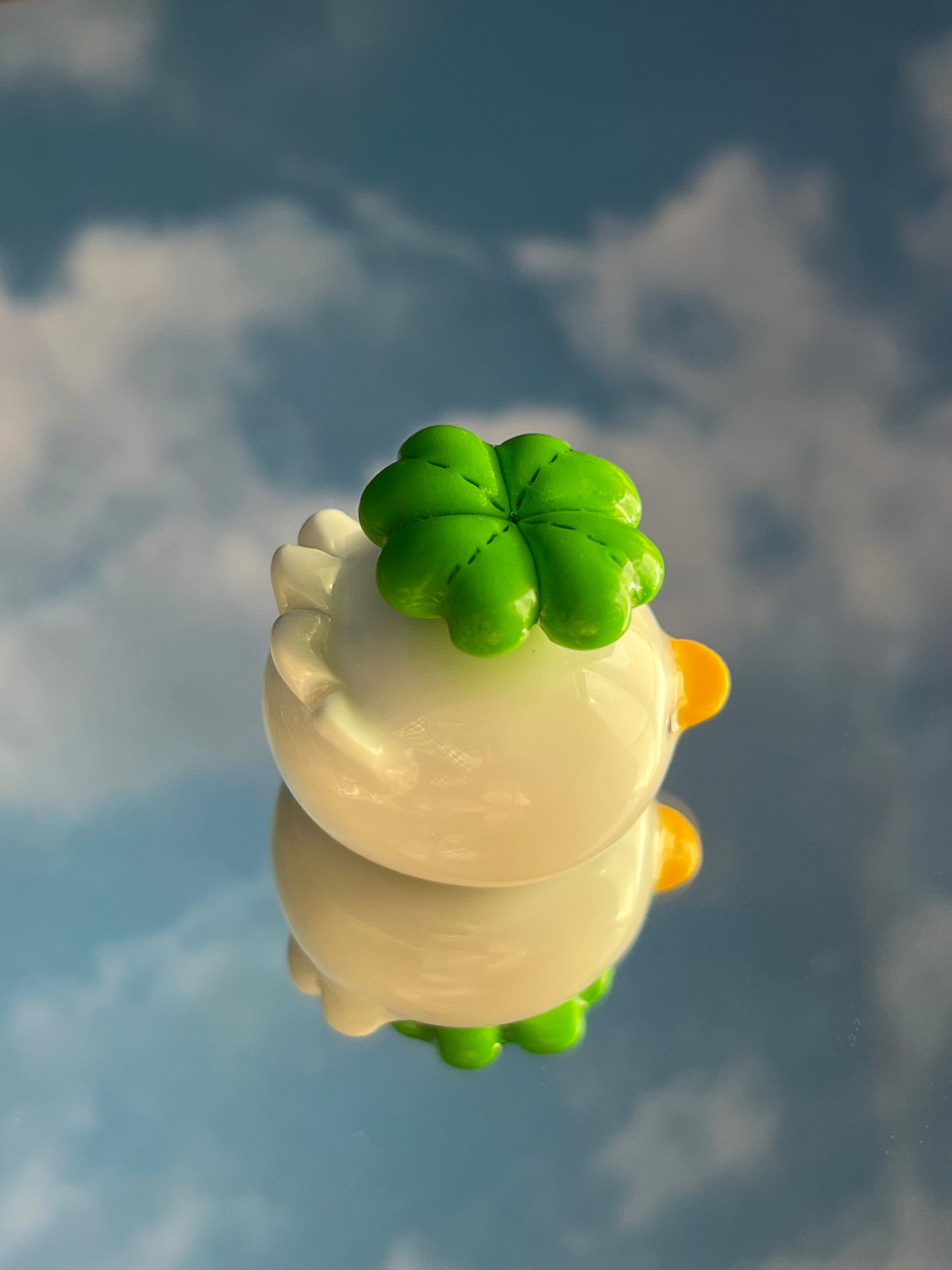 PREORDER - four-leaf clover duck desk friend 🍀