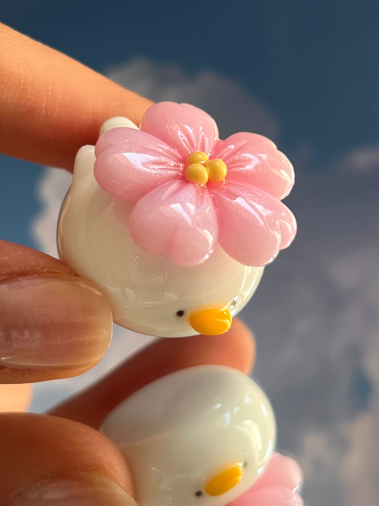 PREORDER - sakura duck 🌸 fidget
