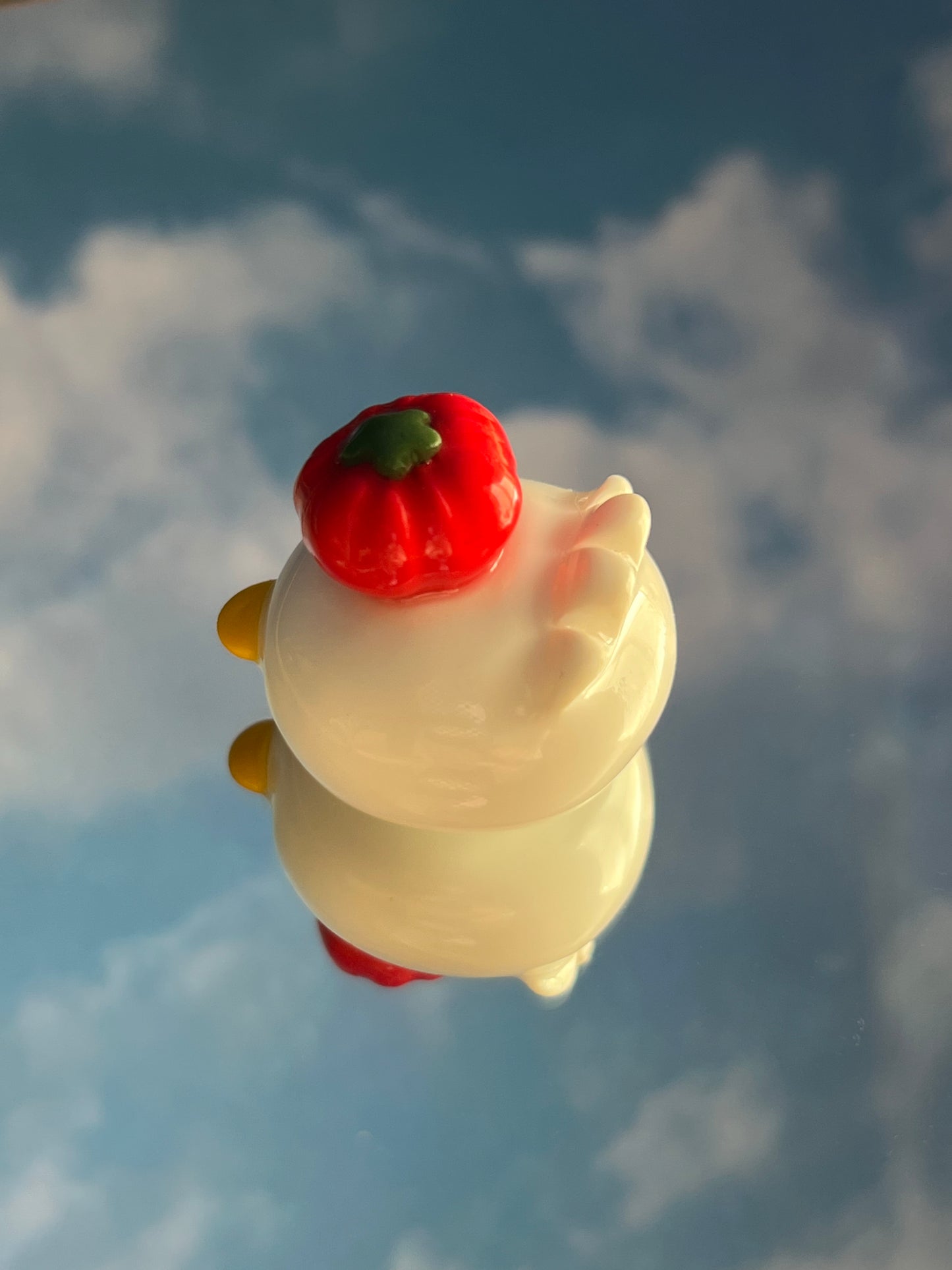 tomato duck desk friend 🍅